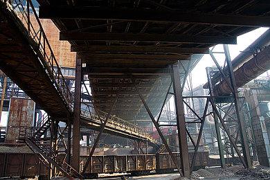 英雄联盟新装备“狂妄”冷知识，雕像颜色会随击杀数变化